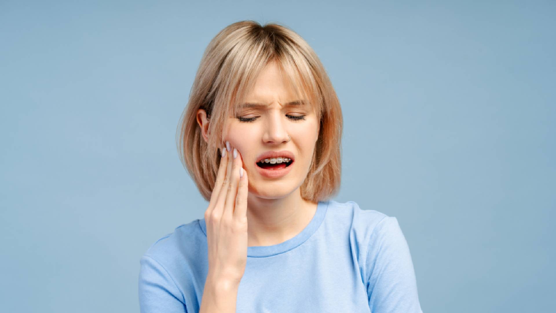 How Emergency Tooth Extraction in Roxboro Can Ease Your Pain