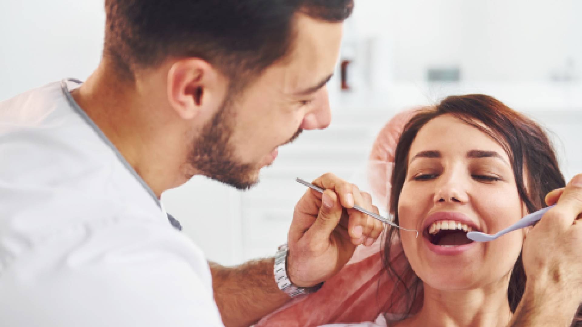 Essential Cosmetic Dental Care Tips for a Stunning Smile