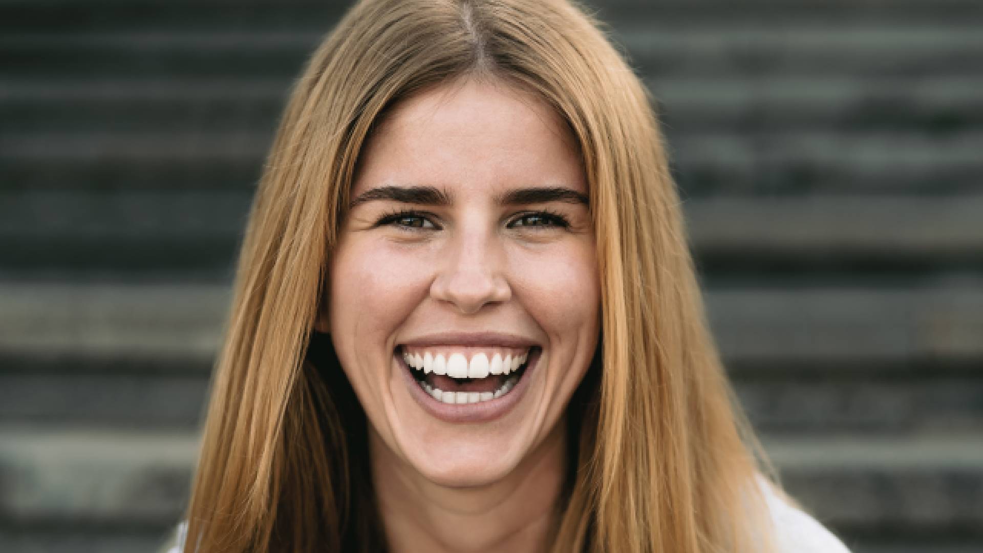 The Essential Guide to Your Cosmetic Smile Makeover Options